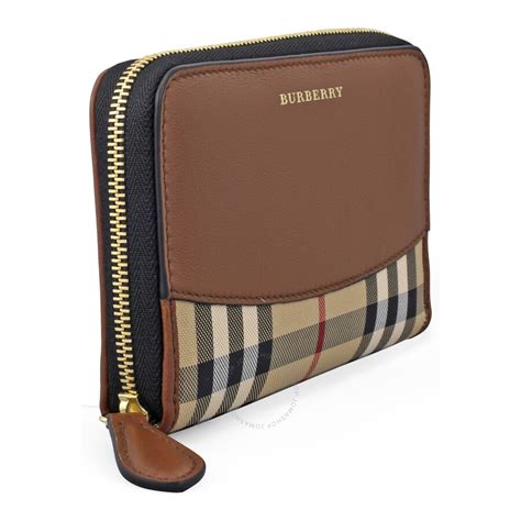 burberry zipper wallet.